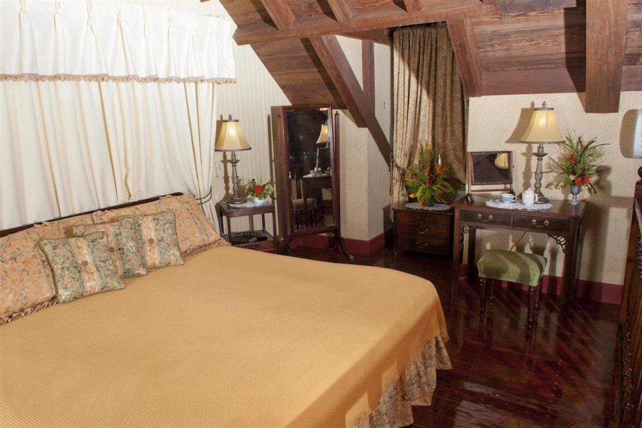 English Harbour Copper And Lumber Store Hotel מראה חיצוני תמונה