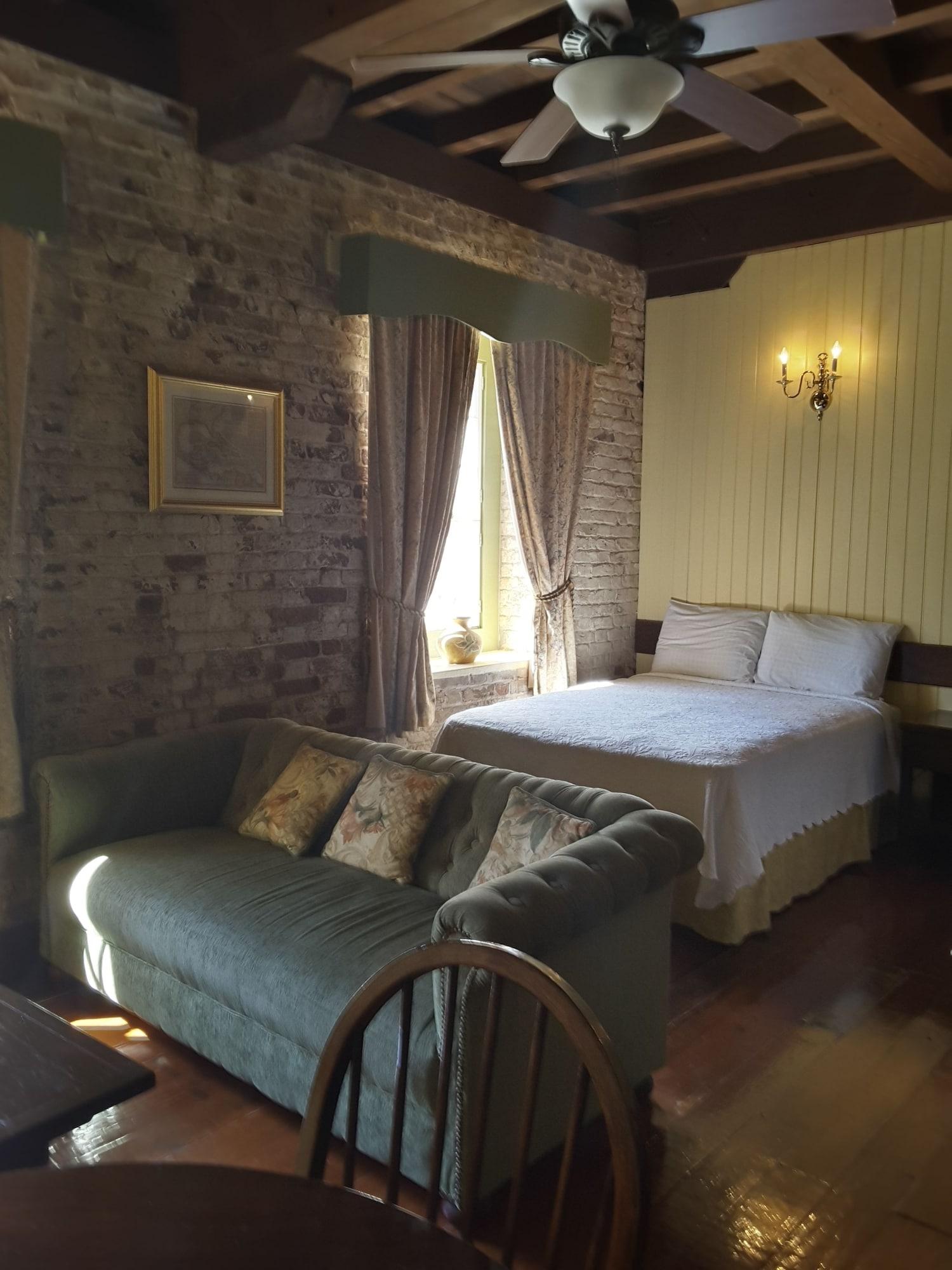 English Harbour Copper And Lumber Store Hotel מראה חיצוני תמונה