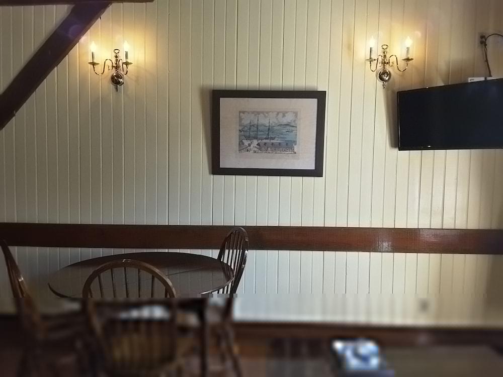 English Harbour Copper And Lumber Store Hotel מראה חיצוני תמונה