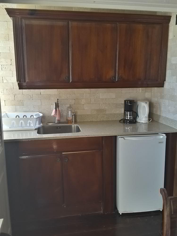English Harbour Copper And Lumber Store Hotel מראה חיצוני תמונה