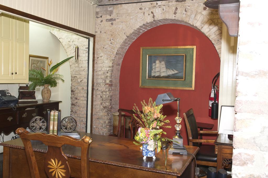 English Harbour Copper And Lumber Store Hotel מראה חיצוני תמונה